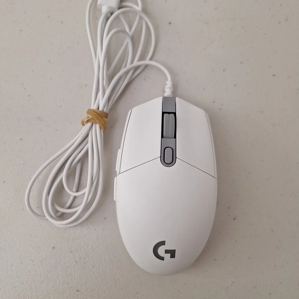 WHITE Logitech G203 Lightsync Wired Gaming Mouse Tested Works Great‎ Condition